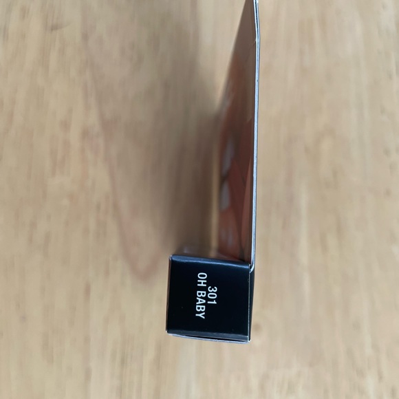 Brand New Mini Mac Lip Gloss: Colour “Oh Baby” - Picture 4 of 4